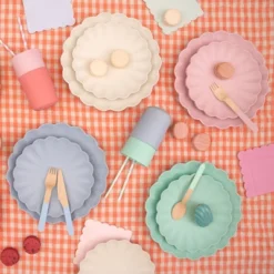 Meri-Meri Meri Meri Large Pink Reusable Bamboo Plates (Pack Of 6) -Kids Furniture Shop GUEST 530c2601 eb70 450b a166 8904fa0b9238 1